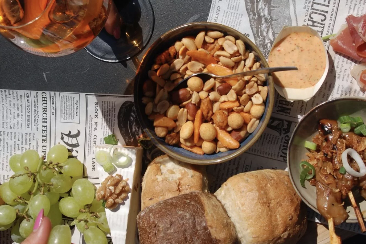 1 Lunchen in het zonnetje bij Het Venster